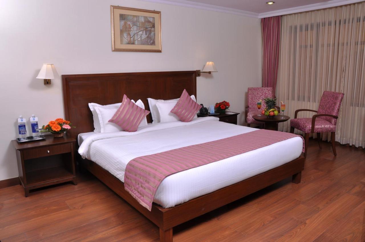 Le Lac Sarovar Portico- Ranchi Luaran gambar