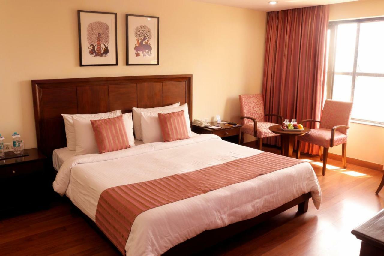 Le Lac Sarovar Portico- Ranchi Luaran gambar