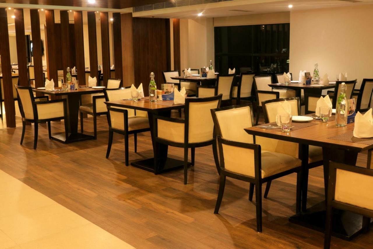 Le Lac Sarovar Portico- Ranchi Luaran gambar