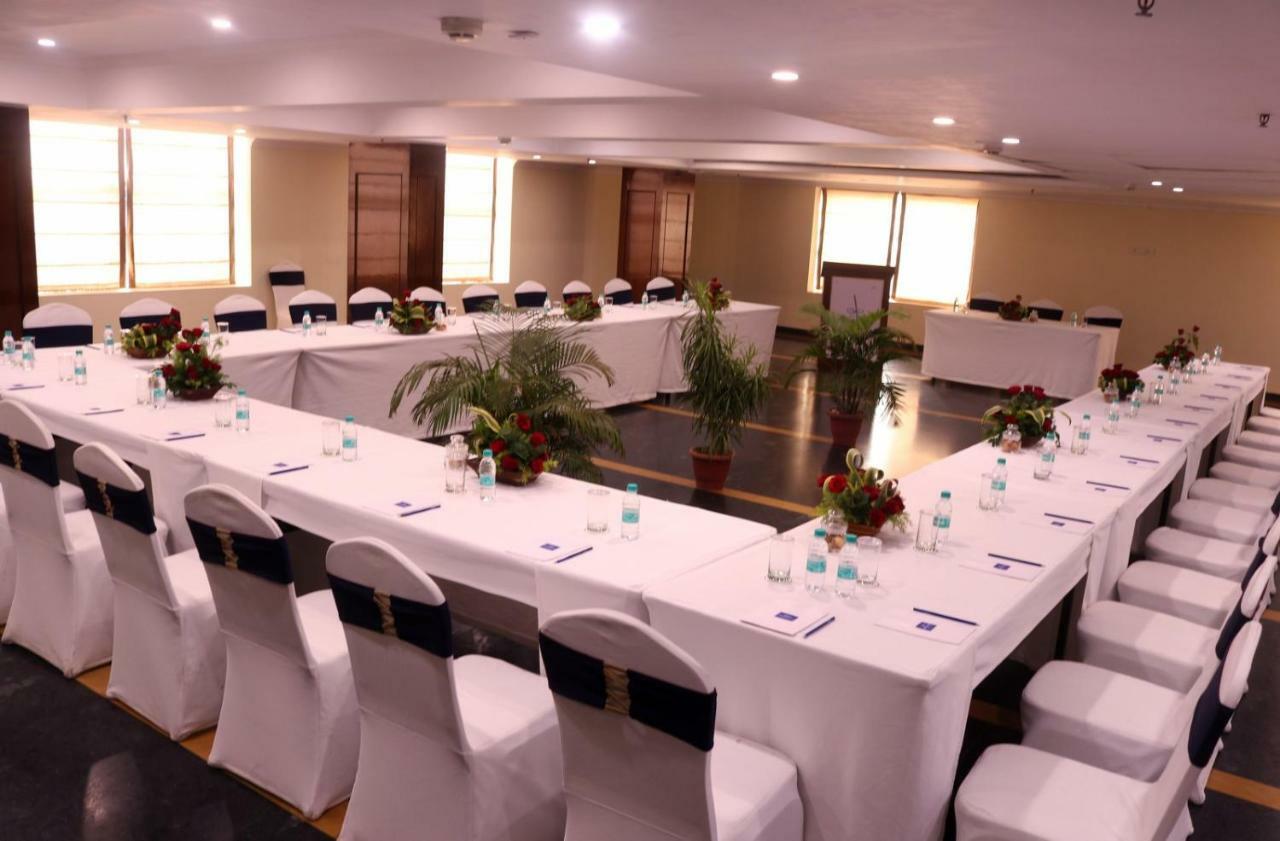 Le Lac Sarovar Portico- Ranchi Luaran gambar